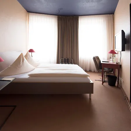 Hotel Vinum Integrationshotel 3*